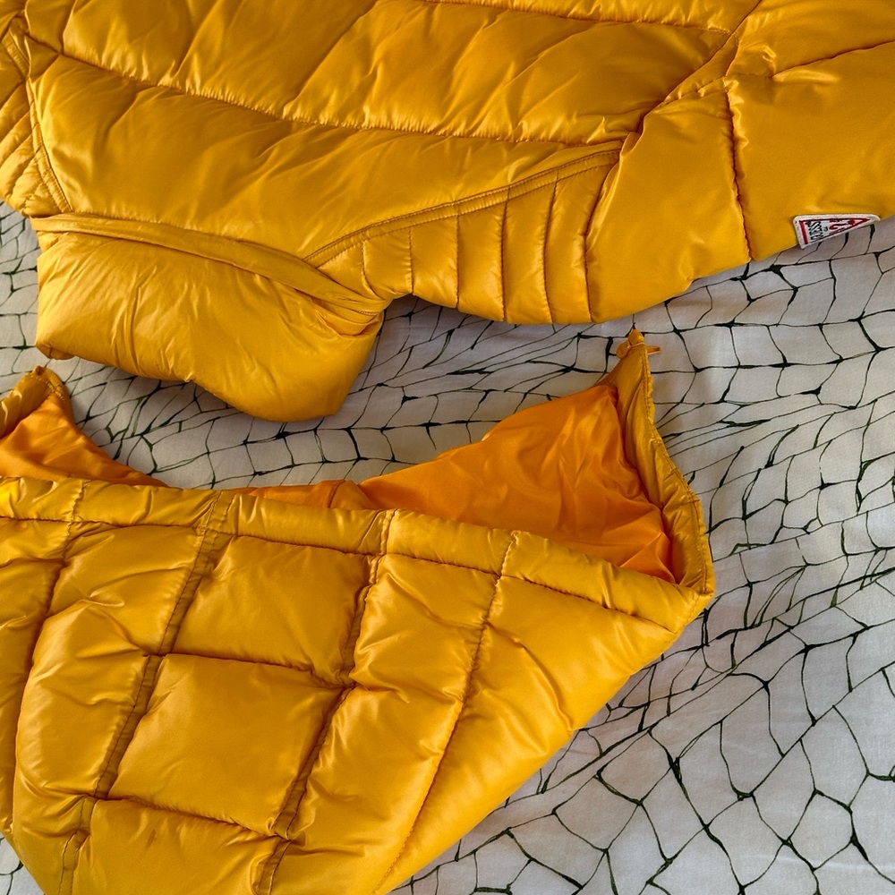 Guess Yellow Puffer Jacket - Picture 3 of 5